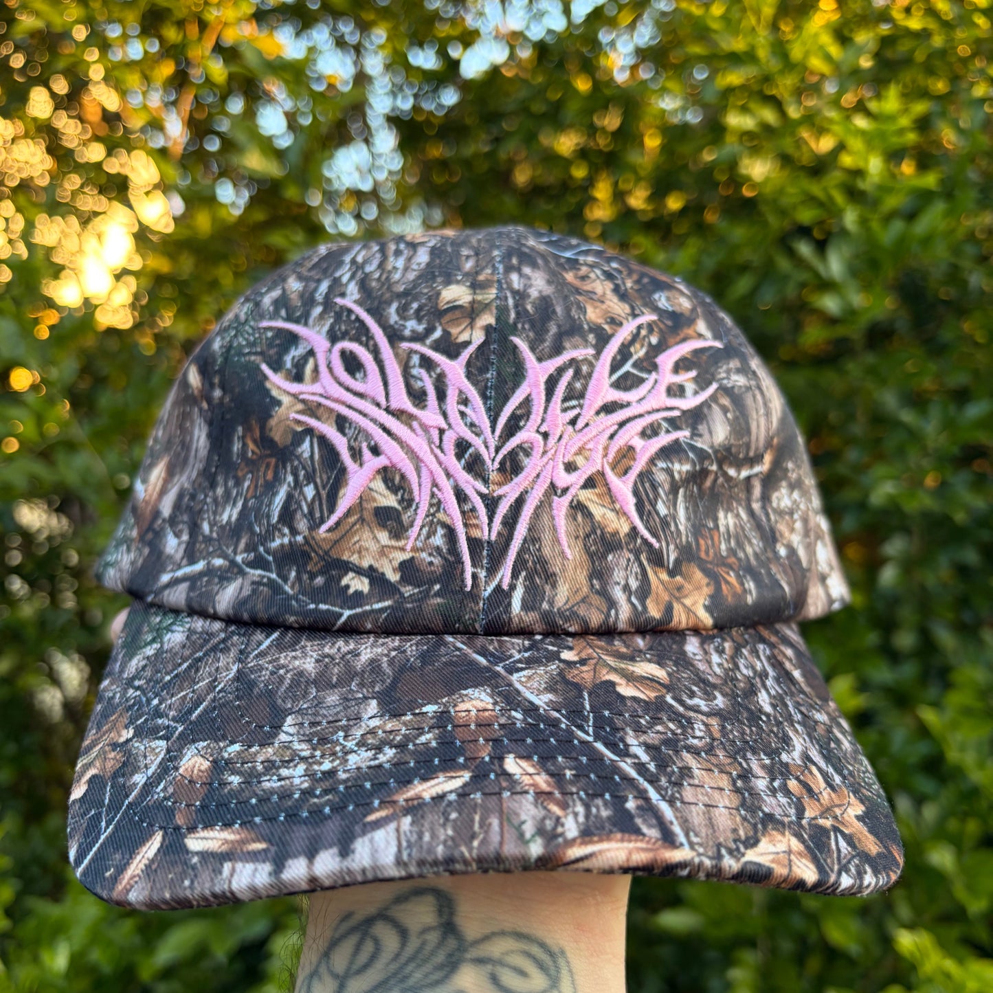 VOLATILE WAYS - REALTREE CAMO CAP